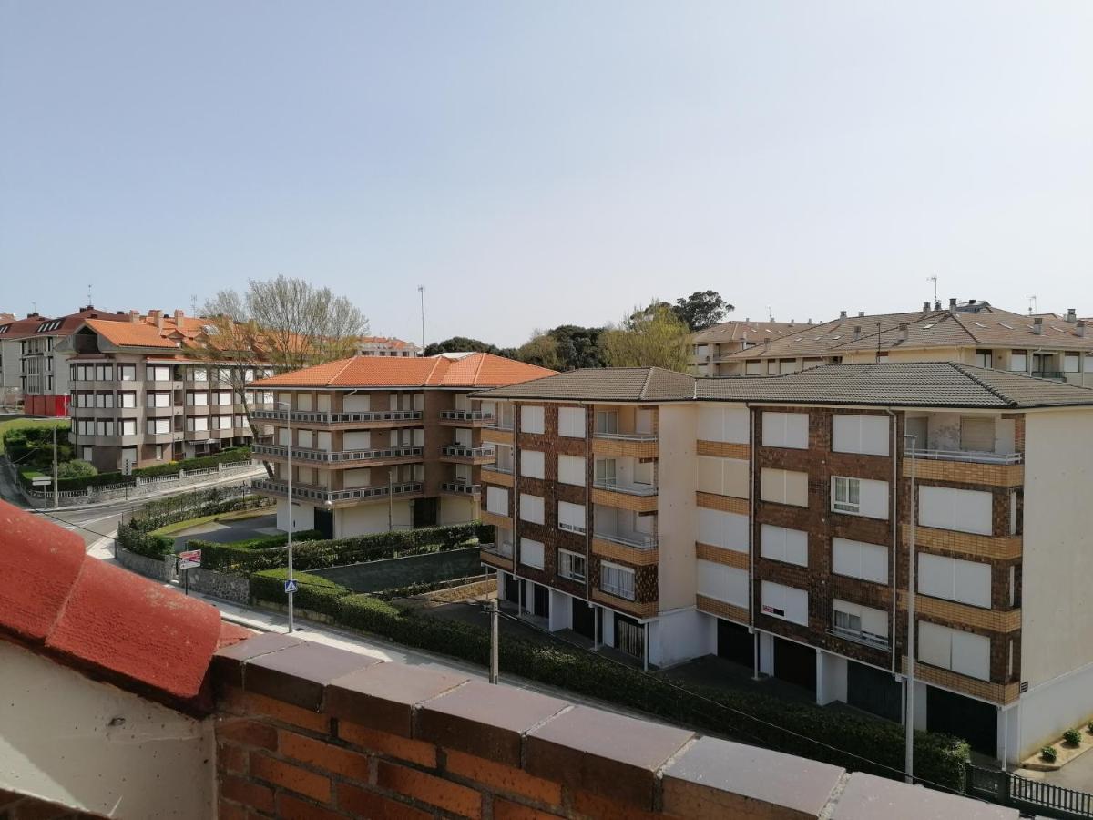 Apartamentos Regollera Noja Bagian luar foto
