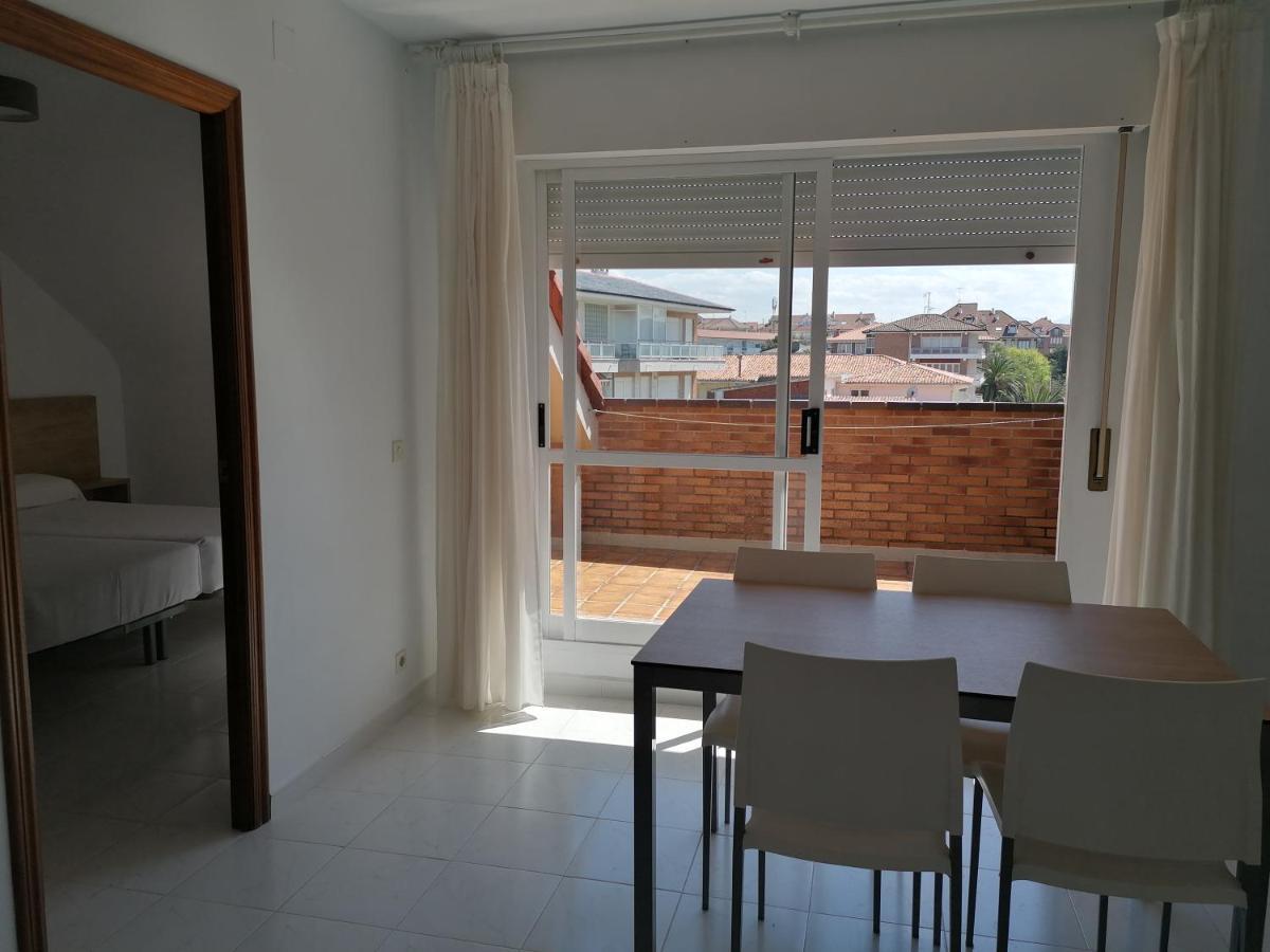Apartamentos Regollera Noja Bagian luar foto